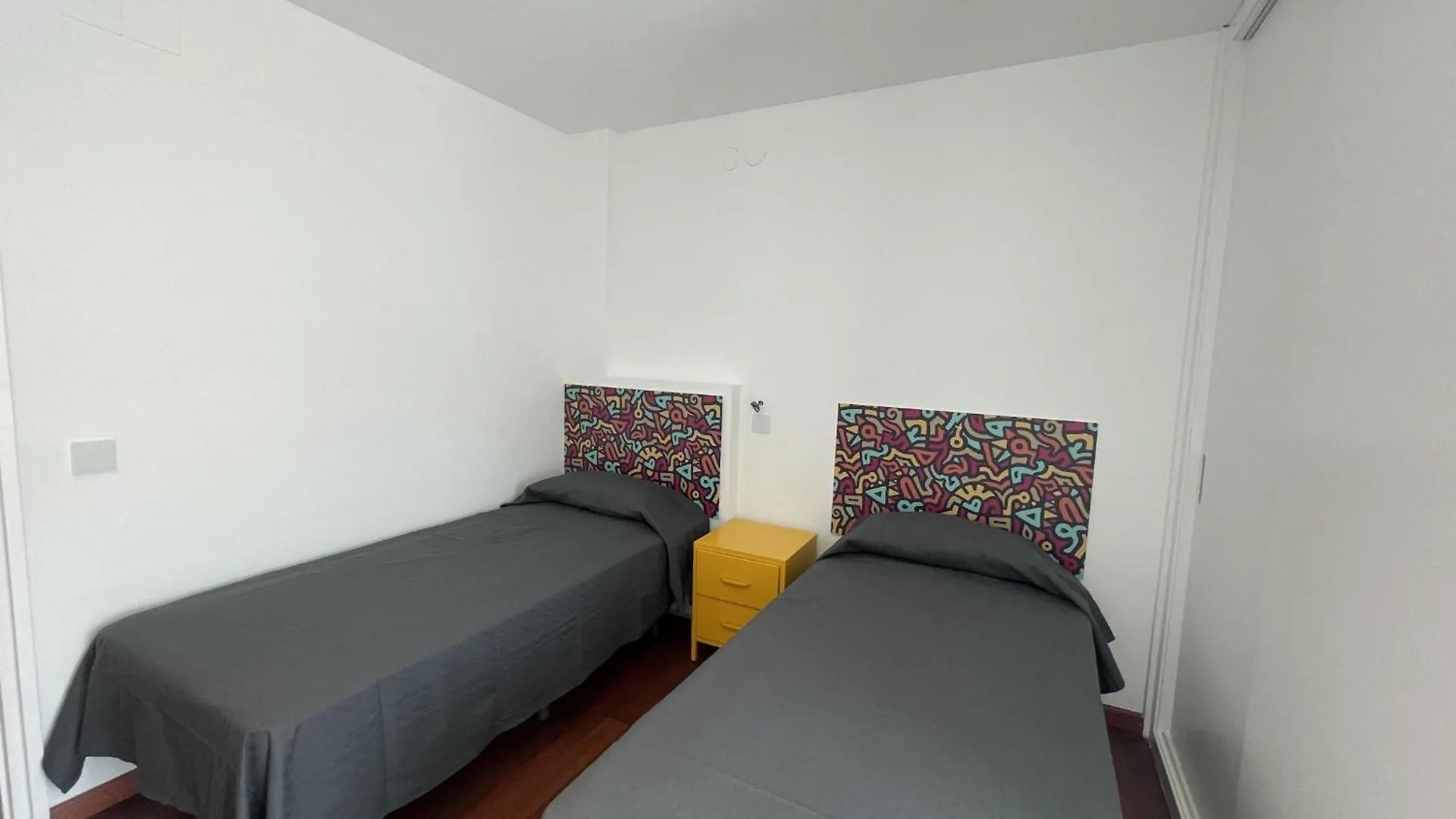 Apartament Cervantes Паламос 0*,  Испания